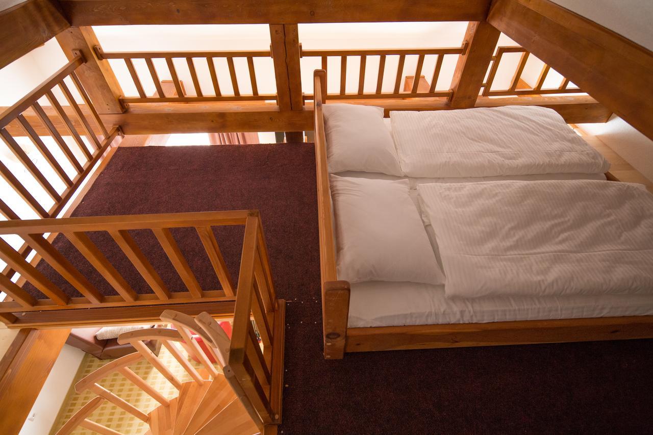 Hotel Knez คูเปรส ภายนอก รูปภาพ